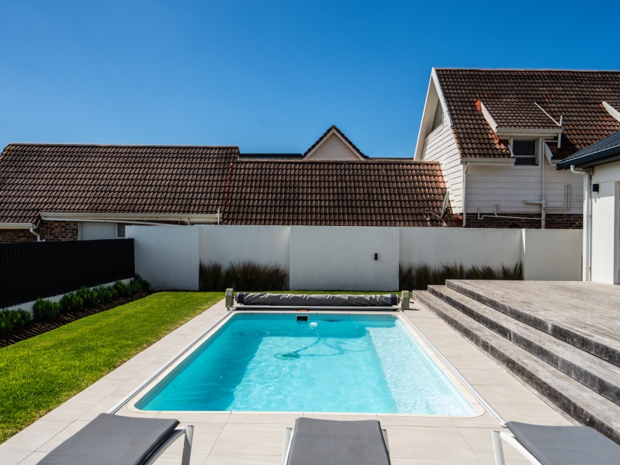 4 Bedroom Property for Sale in West Beach Eastern Cape